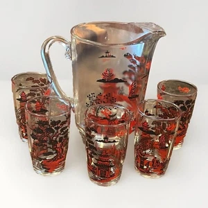 Vintage MCM CHINOISERIE Set PAGODE, BONSAI 6-teilig rot, schwarz, Krug, 5 Gläser - Bild 1 von 22