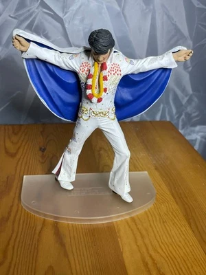 7-дюймовая экшн-фигурка 2008 McFarlane Toys Music Rock N Roll - The King - Aloha Elvis - Изображение 1 из 4