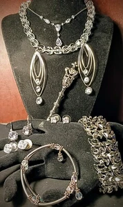 Vintage To Modern Silver Tone Jewelry Lot *LOTS OF SPARKLE* - Picture 1 of 6