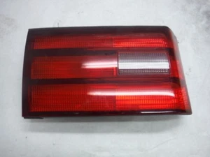 1993 LEXUS LS400 A/T DRIVER LEFT TRUNK REVERSE LIGHT OEM 1990 1991 1992 - Picture 1 of 10