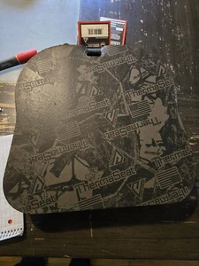 Traditional Series Insulated Hunting Camping Lightweight Seat Cushion Grey NEW - Picture 1 of 1