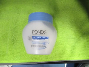 Pond's Caring Classic Creme Gesichtsfeuchtigkeitscreme, 6,5oz, (trockene Haut) - Bild 1 von 2