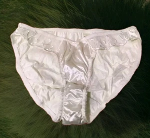 Victoria’s Secret Second Skin besticktes Höschen Unterwäsche neu ohne Etikett - Bild 1 von 3