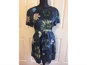 Topshop Tunika Stil Kleid/Größe 10/Blau Blumendruck/Empire Line/Seidiges Gefühl - Bild 1 von 10
