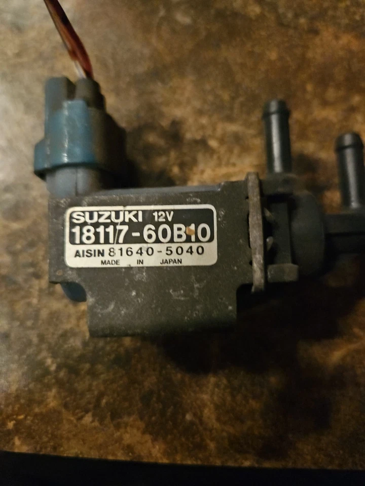 Válvula de control de ralentí de aire Geo Metro Suzuki Swift 1989-1994 18117-60B10 Foto 1 de 2