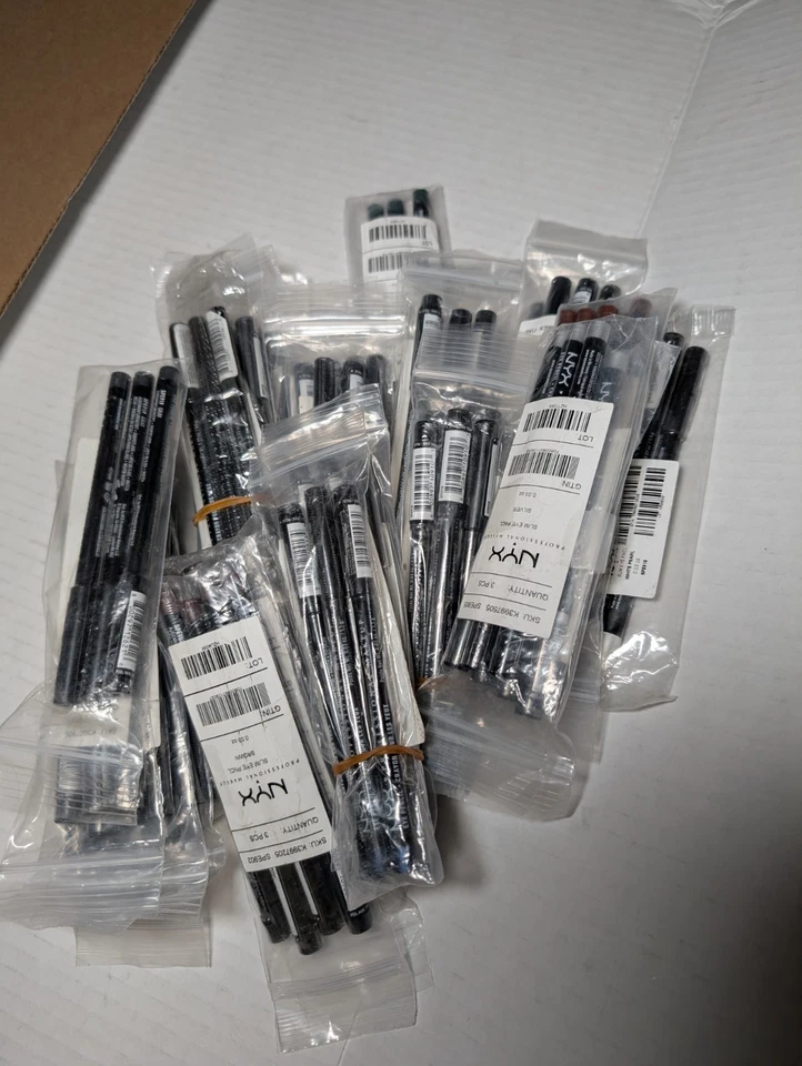 Lote de 2 lápices de ojos NYX Slim - ¡Elige tu tono! Foto 1 de 1