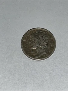 1942 10C Mercury Dime - Picture 1 of 5