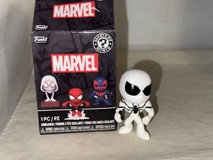 2024 Funko Spiderman Comics White Anti-Venom Suit Mystery Minis 1/24 Bobblehead - Picture 1 of 1