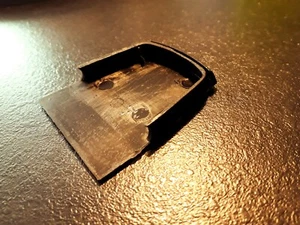 CACHE FOND DE CAISSE A OUTILS MOBS PEUGEOT 103 T16 GTI SP VS MV MVL MVS.. - Picture 1 of 3