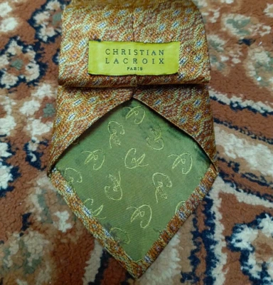 mens vintage Christian Lacroix Paris classic 100% all silk fancy gold neck tie - Image 1 of 4