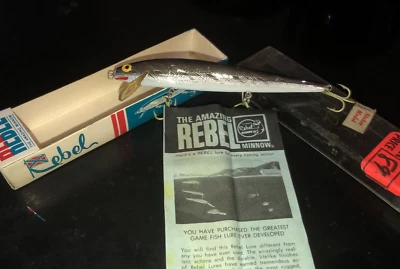 saltwater Rebel Sinker S1201SW black 4.50 Original flag Box & catalog minnow .5 - Image 1 of 4