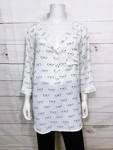 Torrid Womens Tunic Size 2 White Eyeglasses Print Henley Buttons Top - Picture 1 of 6