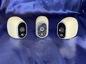 Lot Of 3 NETGEAR VMC3030 Security CAMERAS WORKING-NO Batteries-tested - Picture 1 of 13