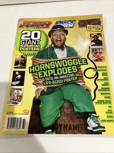 WWE Presents Raw Smack Down ECW Collector's Issue 20 Giant Posters Issue - Imagen 1 de 4
