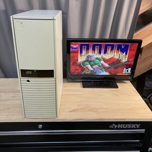 Retro Gaming PC Doom Wolfenstein Photoshop Monkey Island Windows 3.1 Intel i486 - Picture 1 of 24
