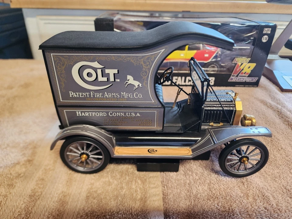 Franklin Mint 1913 Ford Modelo T Colt armas de fuego escala 1:16 Foto 1 de 4