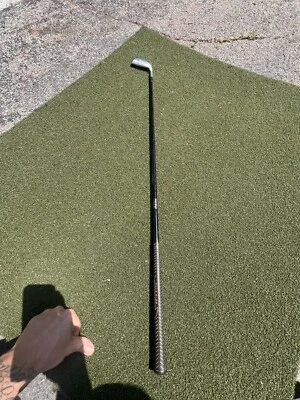 ROLL & BULGE Controller Driving Iron Graphite Shaft. Great Condition - Image 1 of 4