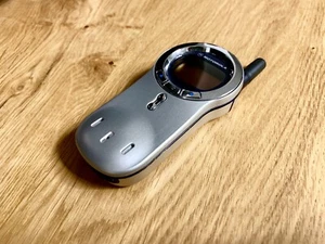 Motorola V70 (Neu) Aluminium Silber ohne Simlock Original verpackt - Bild 1 von 10