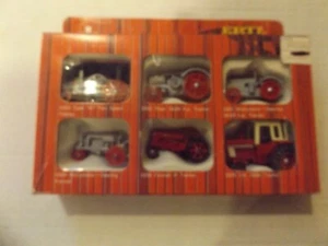 INTERNATIONAL HISTORICAL SET-6-piece set, PLASTIC INSERT, STOCK # 1739 - Picture 1 of 6