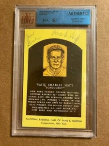 Waite Hoyt Signed 1964-Date HOF Yellow Plaque Postcard BVG JSA Cerified - Picture 1 of 1