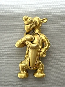 Broche vintage Disney Tigre Winnie l'ourson ton or brossé signée - Photo 1/6