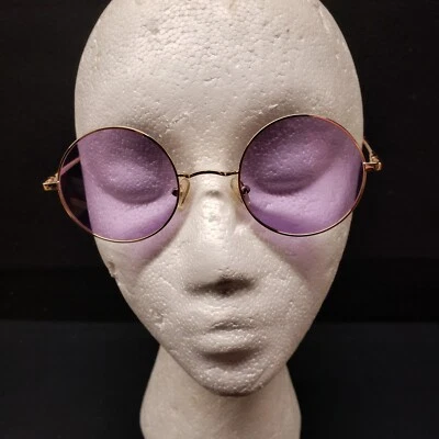 Gafas de sol redondas con lentes púrpuras geniales al estilo de John Lennon Foto 1 de 4