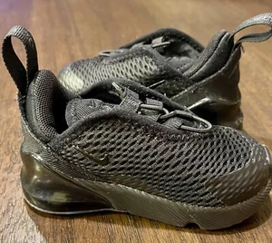 Nike Air Max 270 Zapatos Atléticos para Niños Pequeños DD1646-001 Negro Sólido Talla 4C - Imagen 1 de 19