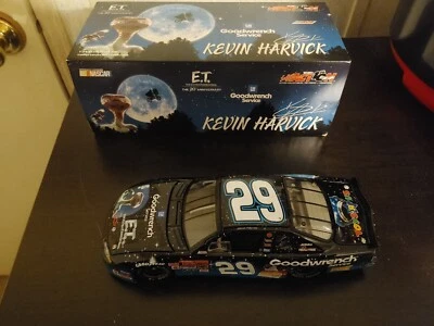 2002 Kevin Harvick #29 "ET" Action 1:24 Die Cast-NASCAR-Chevy GM Goodwrench L/E - Image 1 of 4