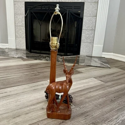 De Colección Años 60 BHS Madera Tallada Antílope Gacela Lámpara Gacela Mesita de Noche Original Foto 1 de 4