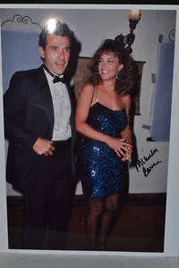 AUTOGRAPHED MICHELLE BAUER 8 1/2x11 COLOR PHOTO B-MOVIE AWARDS 1992 MARK DeCARLO - Picture 1 of 3