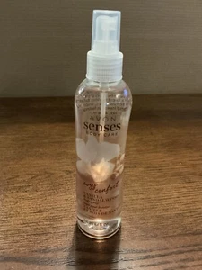 Avon Senses Body Care Vanilla & Sandalwood Body Spray 8.4 fl oz - Picture 1 of 3
