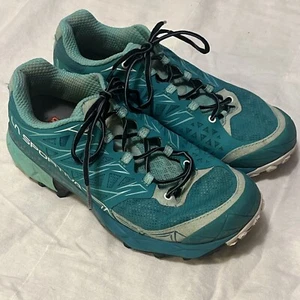 LA Sportiva Akyra Blue Teal Women Shoes Sz 8 Athletic Hiking Trail Running. - Picture 1 of 7