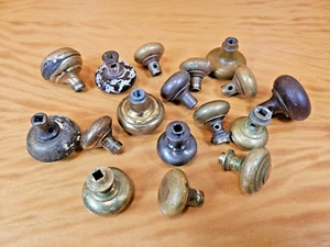 17 Antique Door Knob Vintage Ornate Brass Handle - Picture 1 of 6