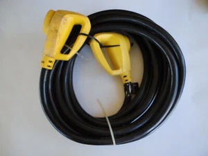 Camco 30-Amp RV Power Grip Extension Cord 30' Model 30-30-RV 125V 3750W H/D - Picture 1 of 9