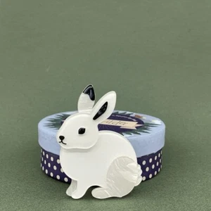 Erstwilder | Good Hare Day Brooch + Gift Box + Story Card | Woodlands 2020 - Picture 1 of 4