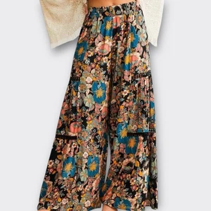 ANGIE GIRL Blumen Strand Hose Boho Hippie Palazzo weites Bein gesmokt schwarz multi L - Bild 1 von 10