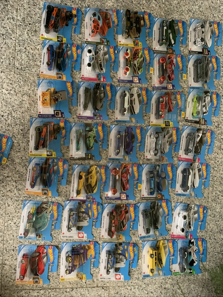 Hot Wheels 5785 Veicolo Singolo 1:64 - Immagine 1 di 1