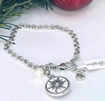 NUEVO CON ETIQUETAS Brighton Neve Copo de Nieve Dije Pulsera Tono Plata Perla Cristal Invierno Foto 1 de 4