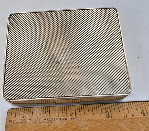 SIGNED STERLING ATTRACTIVE EXCELLENT 3 1/2" X 5/8" THICK WELL WORKING BOX 132 GR Cover