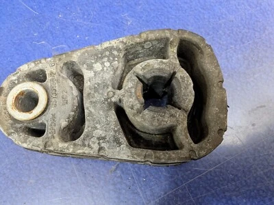 Silenciador trasero soporte de suspensión de tubo de escape para Porsche Cayenne 2010-2018 OEM Foto 1 de 4