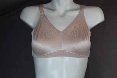 Wacoal 852303 How Perfect Wireless Unlined T-Shirt Bra size 40C - Image 1 of 4