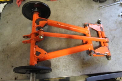 Arctic Cat M1000 EFI 2009 162 pulgadas suspensión trasera par brazo de pivote ralentí Foto 1 de 4