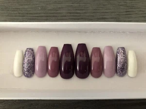 Purple tones with glitter press on nails. - Picture 1 of 1