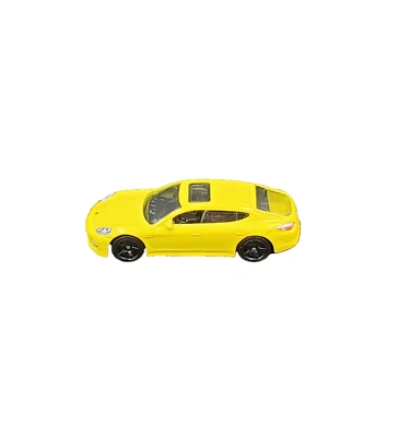 Porsche Panamera Matchbox 2021 - amarillo - suelto Foto 1 de 3