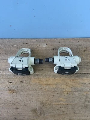 Pedales de carreras de bicicleta de carretera LOOK de colección giratorios-principios-9/16”-blanco N negro Foto 1 de 4