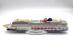 NCL Norwegian Getaway Cruise Line Official Licensed Ship Model Figure Art Lebo - Picture 1 of 8