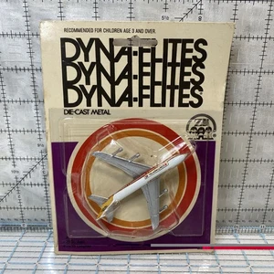 Avión Boeing Jet años 70 Zee Toys Dyna Flites Continental de metal fundido a presión - Imagen 1 de 6