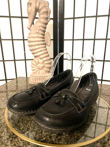 Mocassini slip on da donna in pelle nera con nappe di CLARKS negli Stati Uniti taglia 8W!