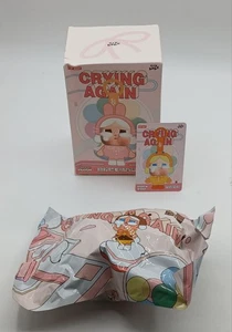 POP MART CRYBABY Crying Again Series Vinilo Cara Peluche Pato Tú - Imagen 1 de 4
