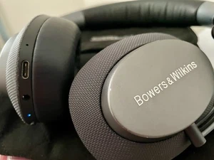 Bowers & Wilkins PX Bluetooth Noise-Cancelling Headphones - Picture 1 of 7